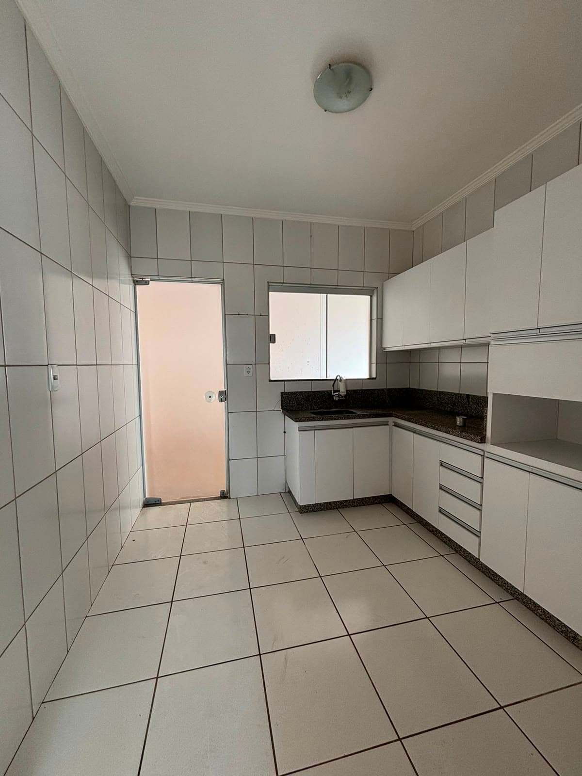 Avenida Imigrantes, n° 2480 - Casa 11, Bairro Vargem — foto 2