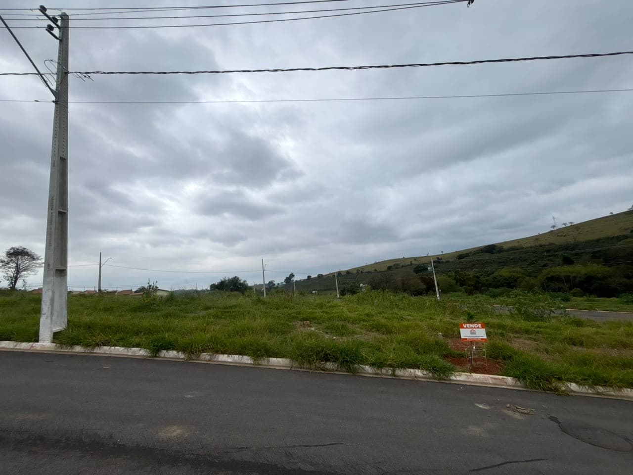Lote 05 - Quadra C - Bairro Jardim Botânico — foto 1