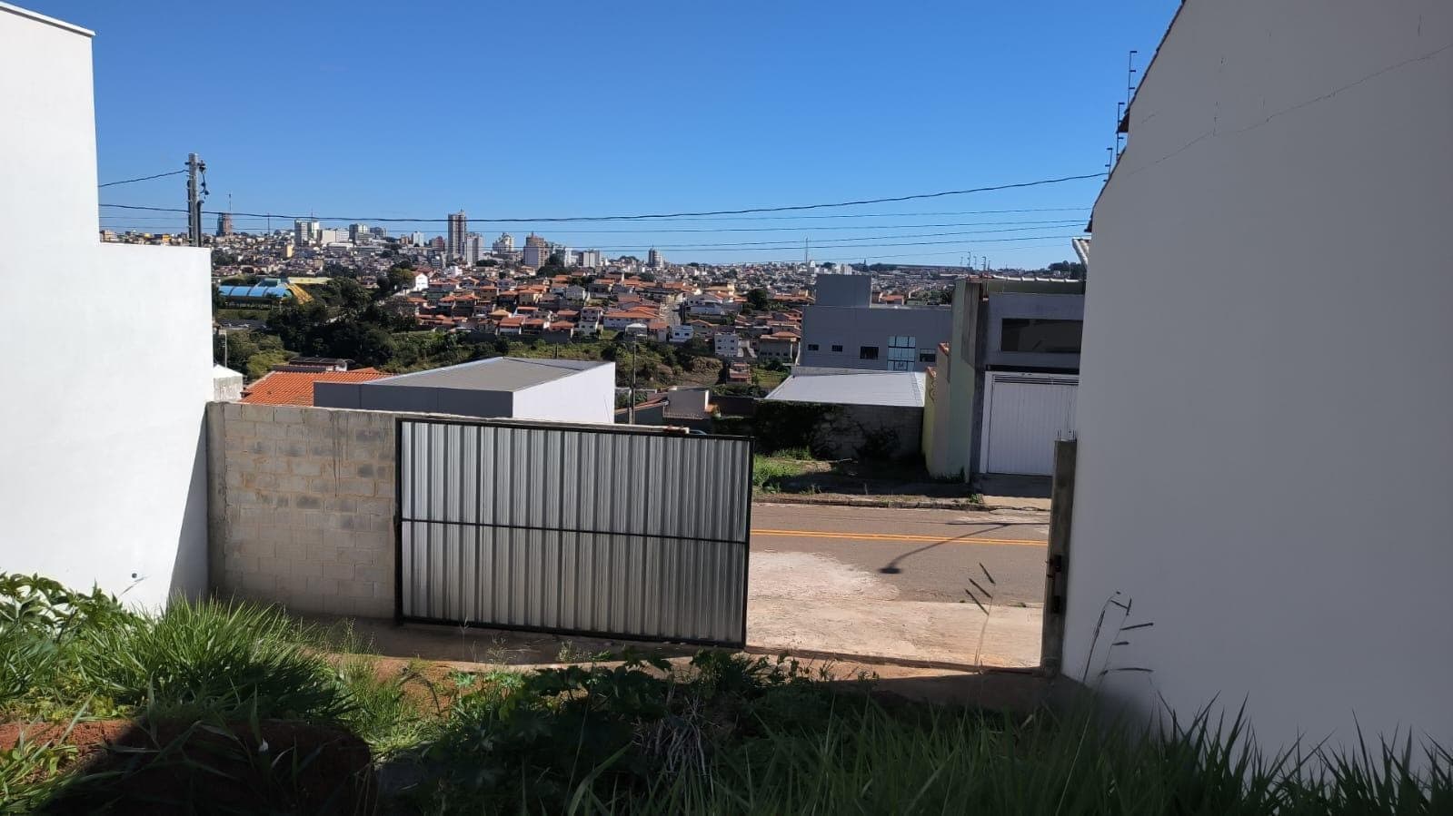 Lote 06, Quadra 20 - Rua Jandyr Ferreira Filho, nº 210 - Bairro Imperial — foto 10
