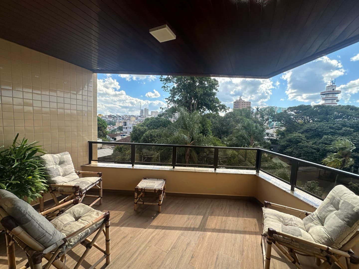 Praça Dom Pedro II, nº 127 - Centro – Apartamento 402 — foto 2