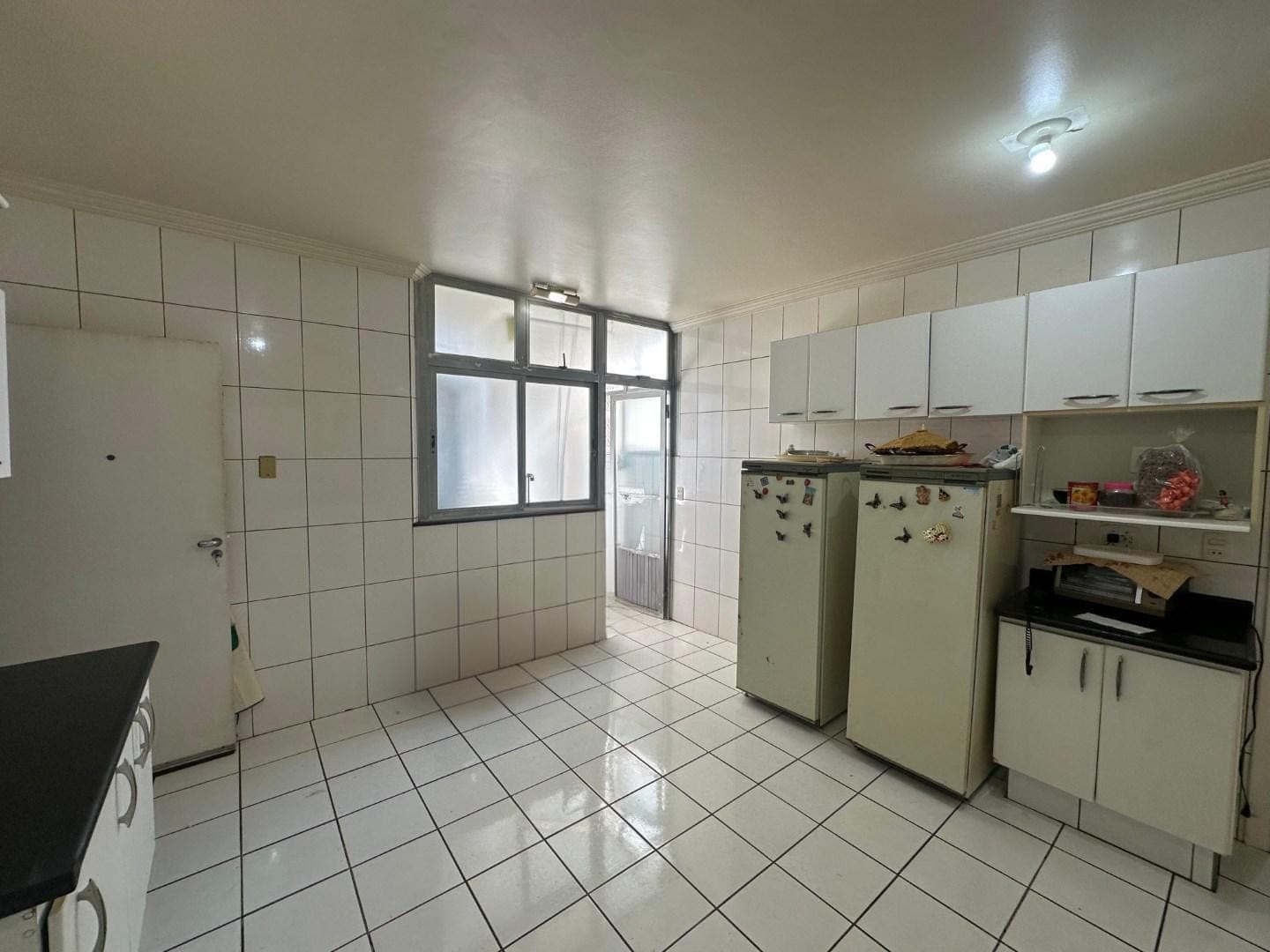Praça Getúlio Vargas, nº 146 - Centro - Apartamento 201 - Edifício Granville — foto 4