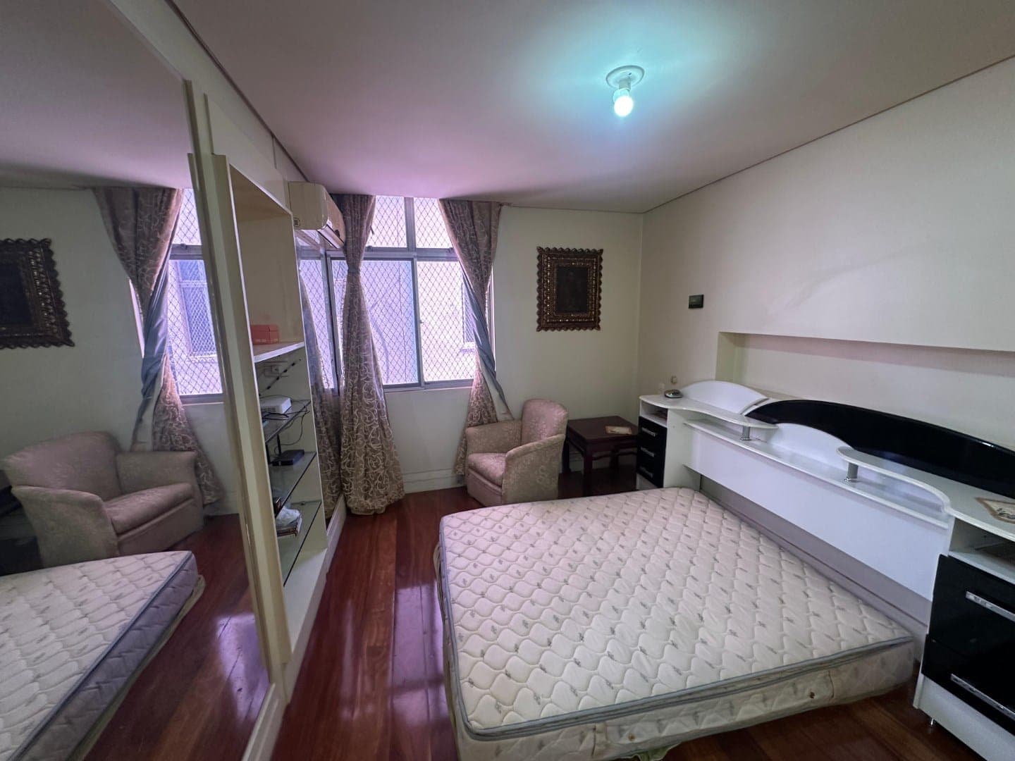 Praça Getúlio Vargas, nº 146 - Centro - Apartamento 201 - Edifício Granville — foto 8