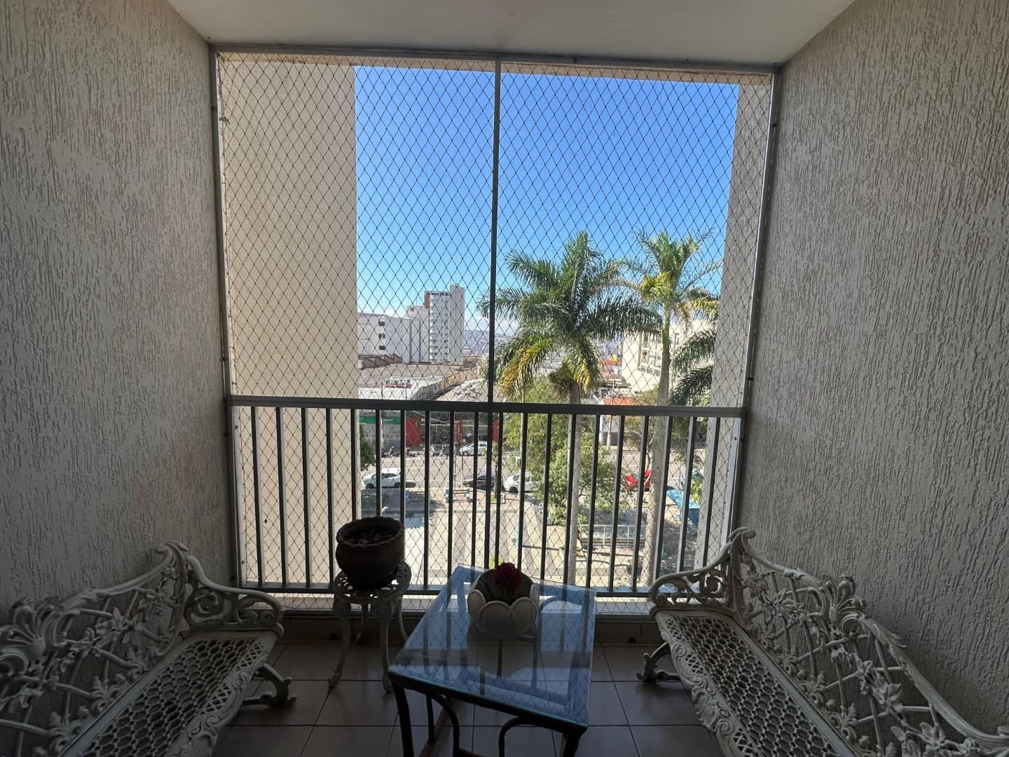 Praça Getúlio Vargas, nº 146 - Centro - Apartamento 201 - Edifício Granville — foto 16