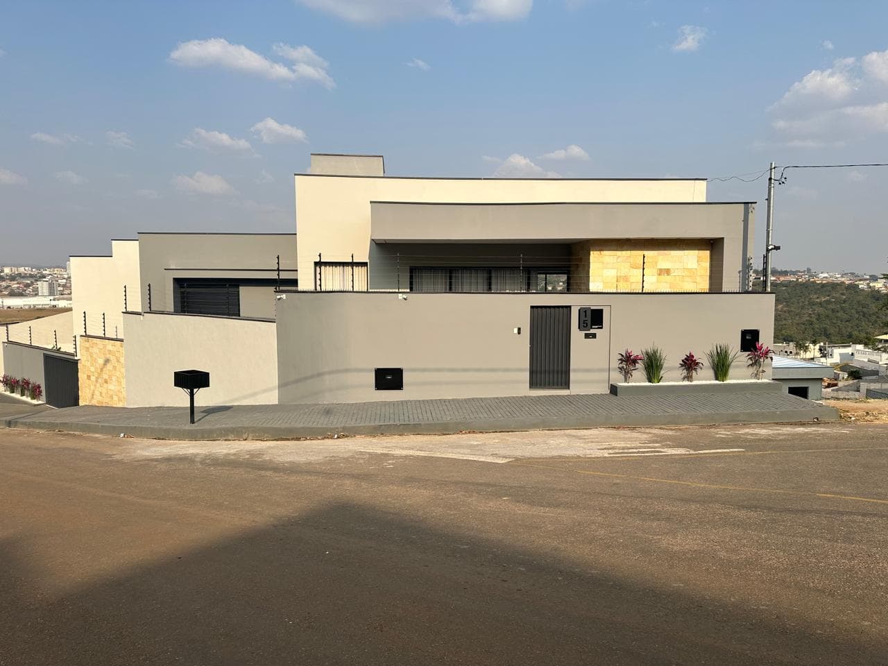 Rua Acácio Custódio de Lima, nº 15 - Bairro Alta Villa - Esquina com Avenida João Coelho Tavares — foto 1