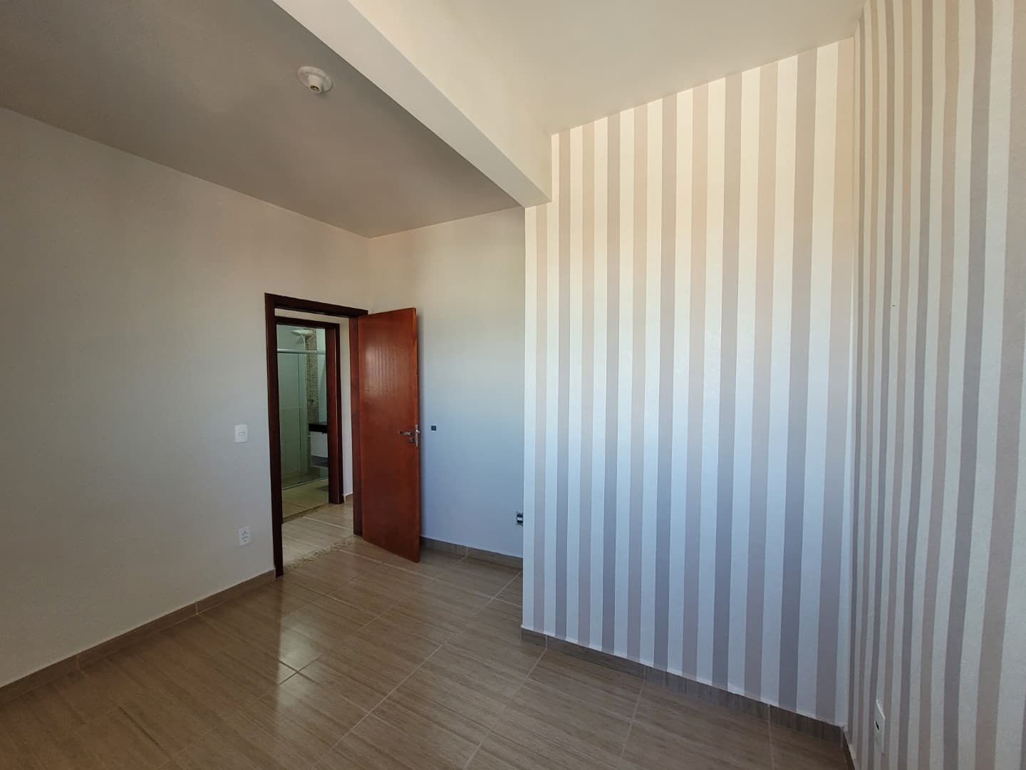 Rua Álvaro Ribeiro, nº 276 - Bairro Campos Elíseos - Apartamento 402 — foto 7