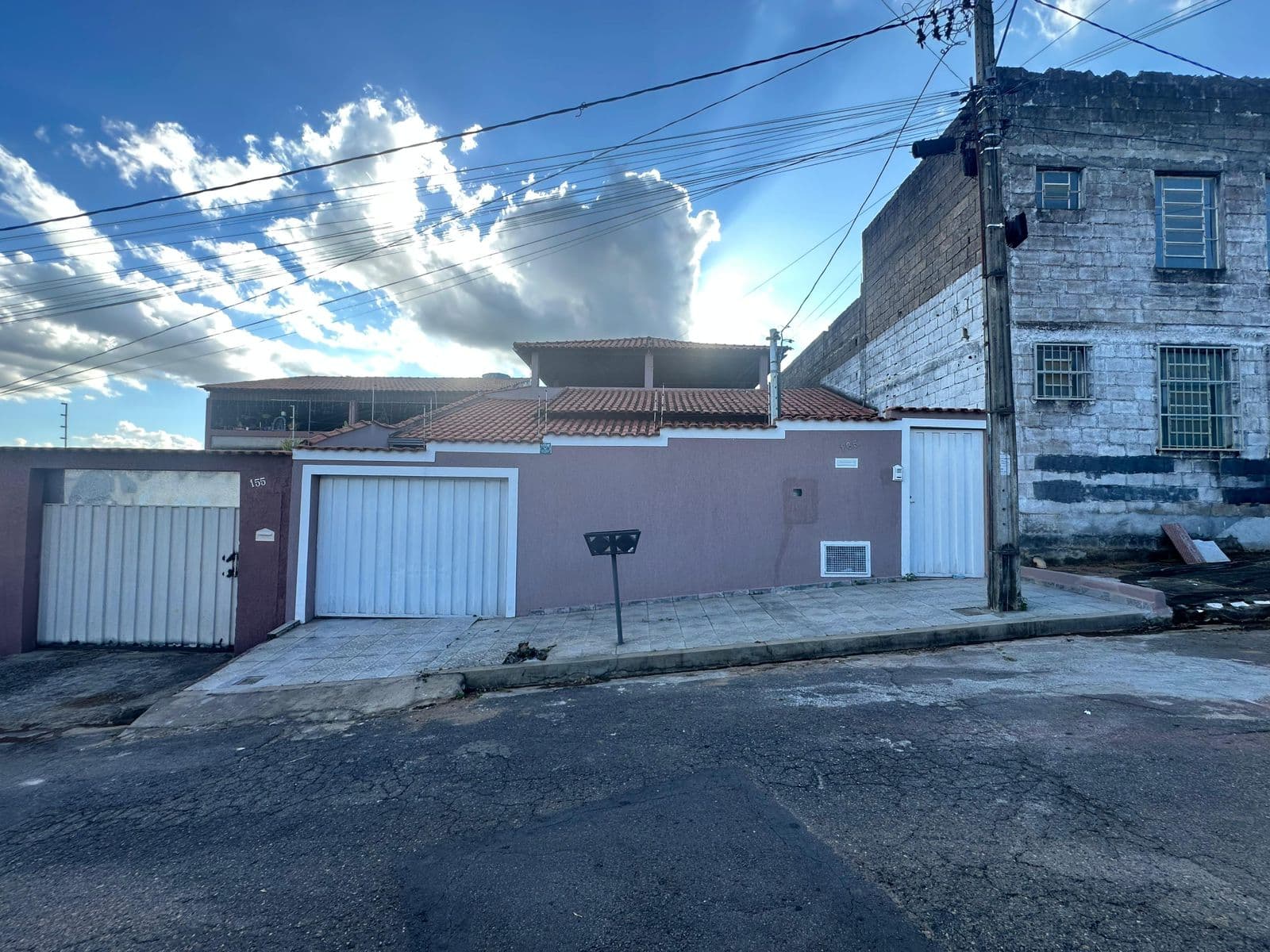 Rua Aristides Marcolino Araujo, n° 165 - Bairro Jardim Ribeiro — foto 1