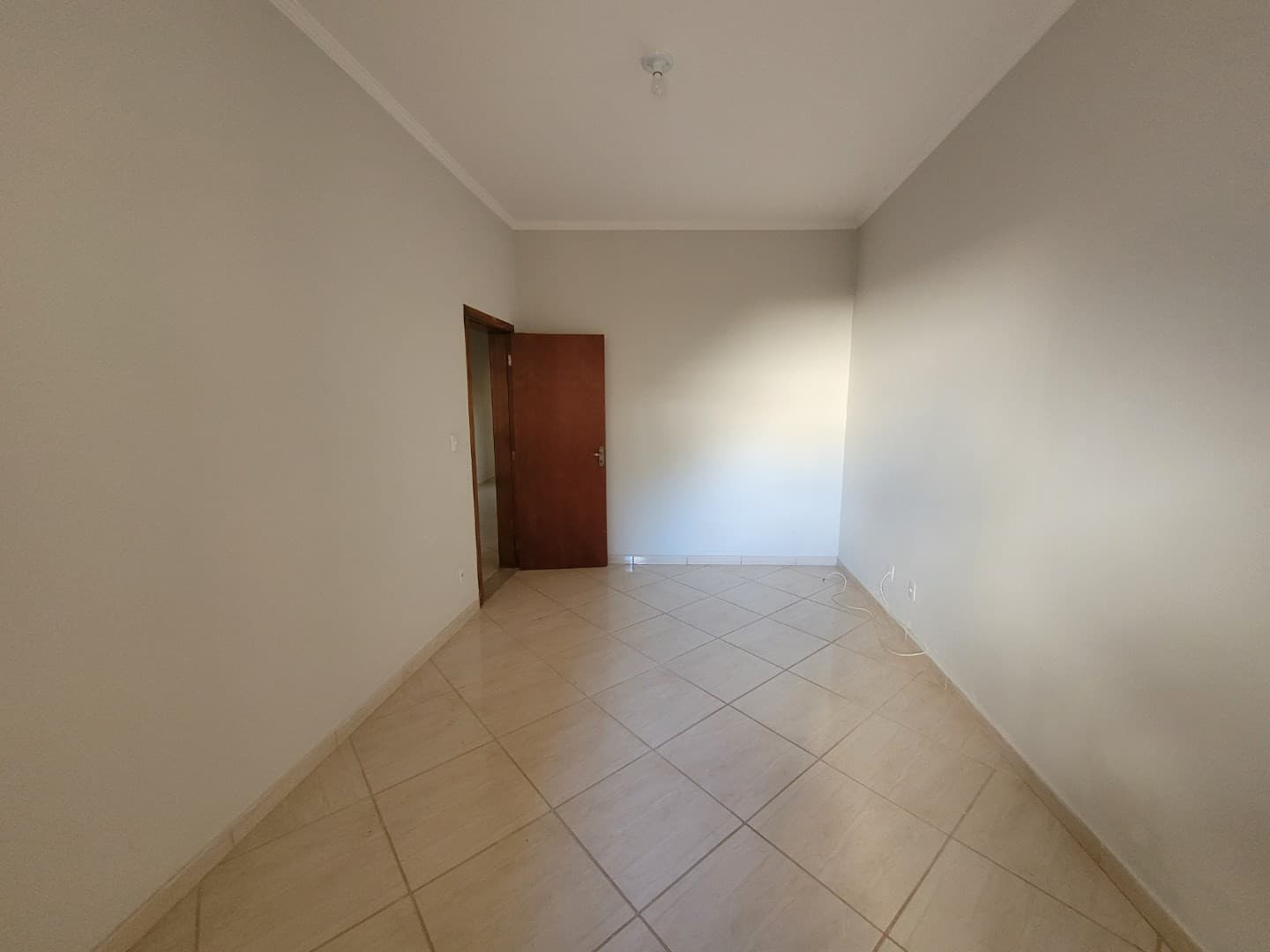 Rua Coronel João Antônio dos Reis, nº166 – Bairro Três Bicas — foto 4