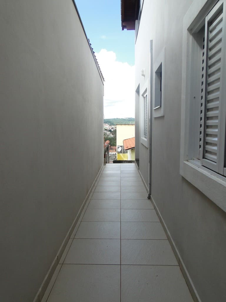 Rua Finlândia, nº 16, Bairro Jardim Andere — foto 9