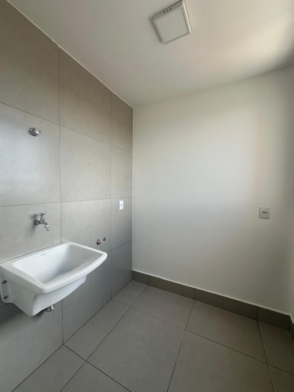 Rua Humberto Pizzo, nº 550 – Bairro Jardim Canaã – Apartamento 603 - Residencial Brooklyn — foto 4