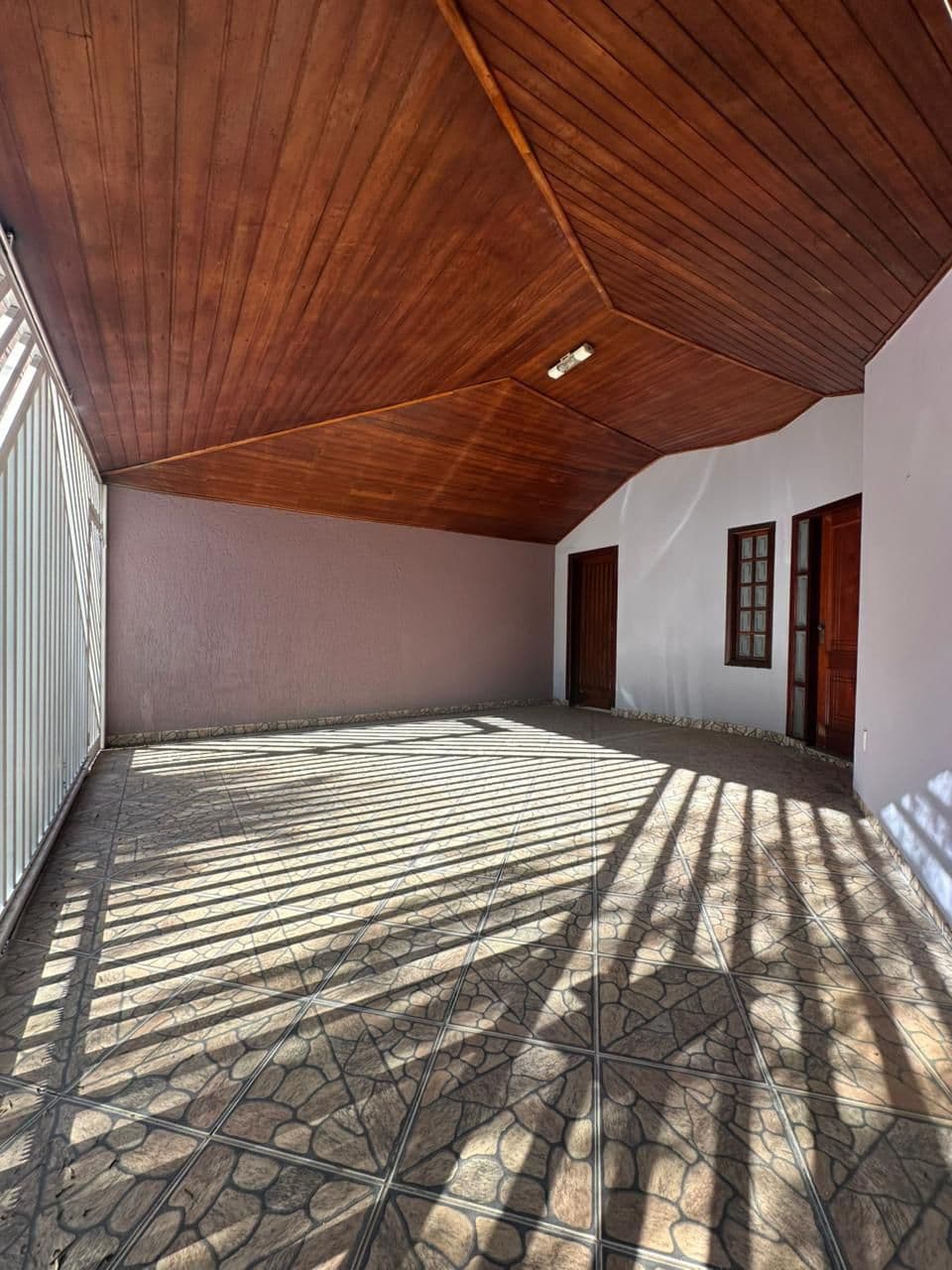 Rua Luiz Sergio Sepeni, nº 215 - Bairro Urupes — foto 2