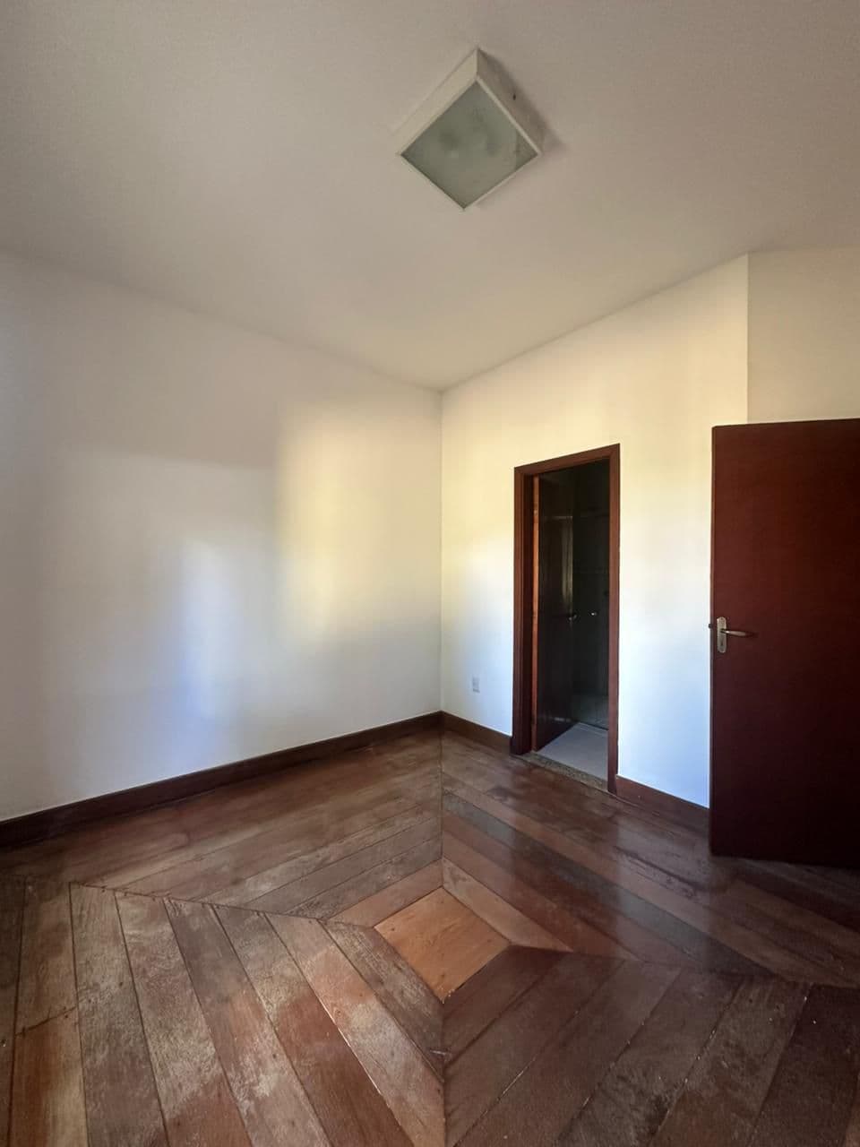Rua Luiz Sergio Sepeni, nº 215 - Bairro Urupes — foto 6
