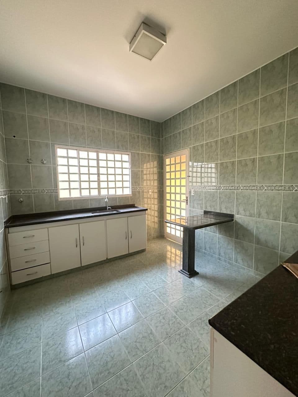 Rua Luiz Sergio Sepeni, nº 215 - Bairro Urupes — foto 11