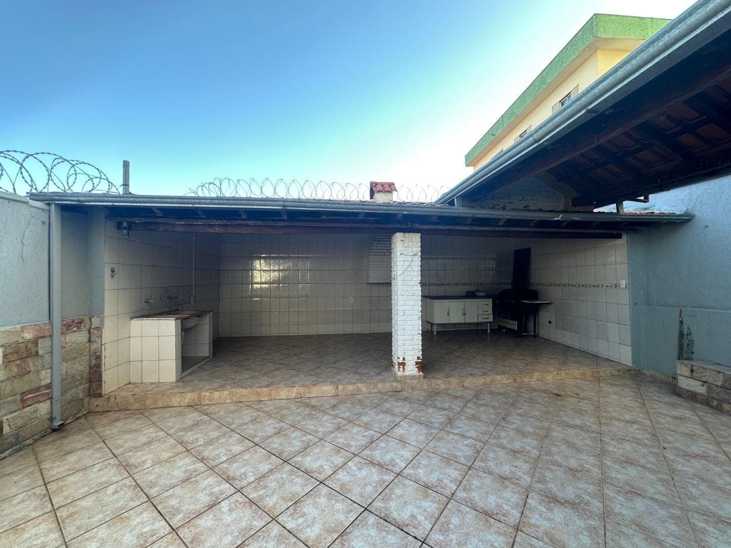 Rua Rezende Xavier, nº 588 - Centro — foto 13