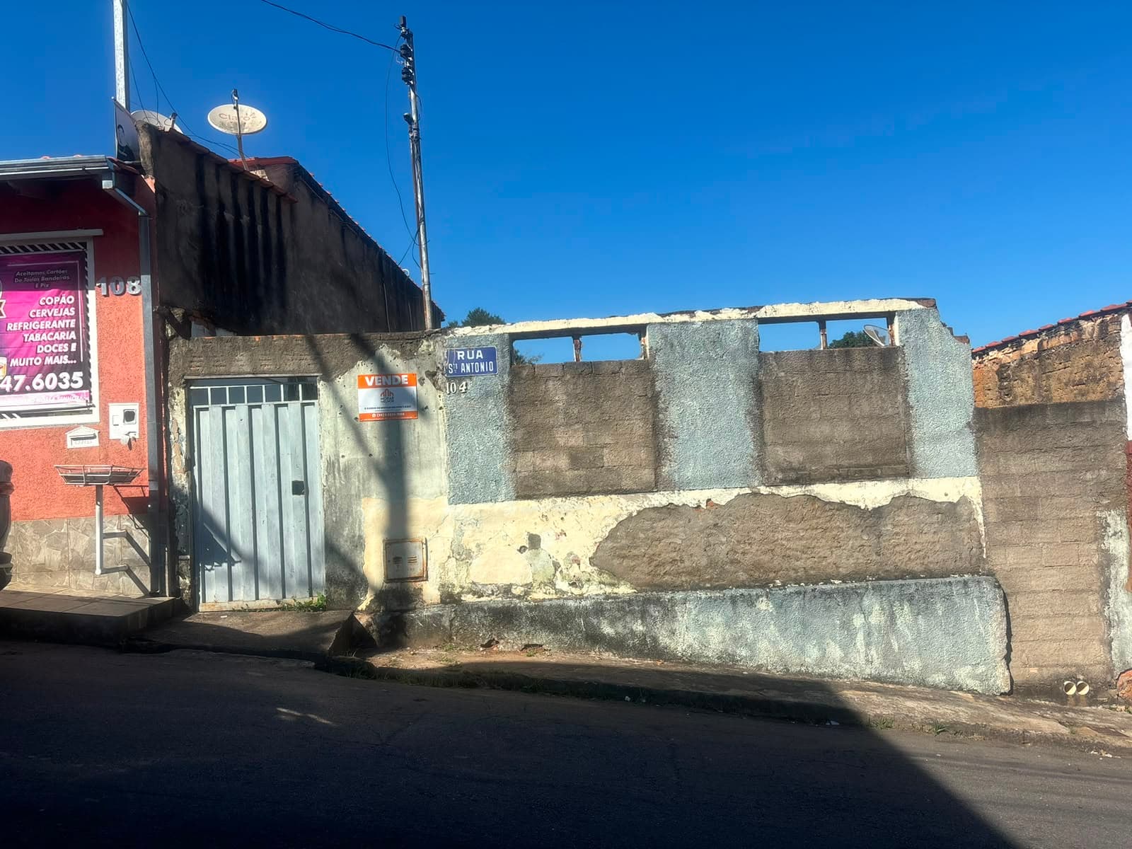 Rua Santo Antônio, n°104 - Bairro Nossa Senhora Aparecida — foto 1