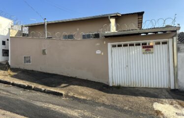 Rua Maria Inês de Brito, nº 185