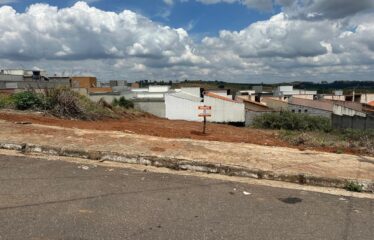 Lote 27 da quadra “A”, Rua Carmem Pereira Marcelino, bairro Belo Horizonte