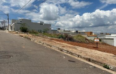 Lote 27 da quadra “A”, Rua Carmem Pereira Marcelino, bairro Belo Horizonte